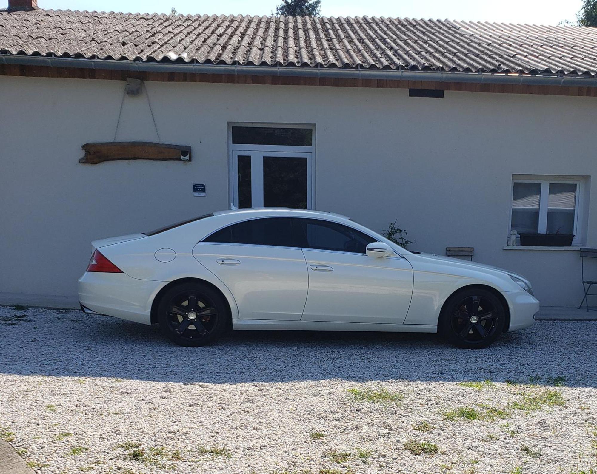 Willa Chez Samb Lussac-les-Châteaux Zewnętrze zdjęcie